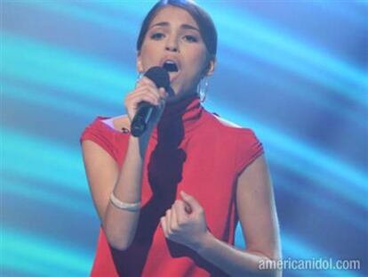 Imagen de una actuación de Antonella Barba tomada del web de <i>American Idol</i>.
