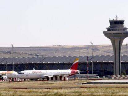 Vista general de la T-4 del aeropuerto Adolfo Su&aacute;rez Madrid-Barajas. 