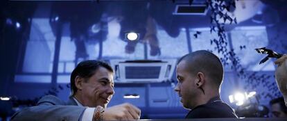 Ignacio González y David Muñoz, ayer, en DiverXo.