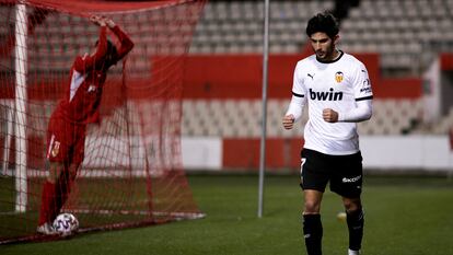 Guedes celebra uno de sus goles este miércoles en el Olímpico de Tarrassa.