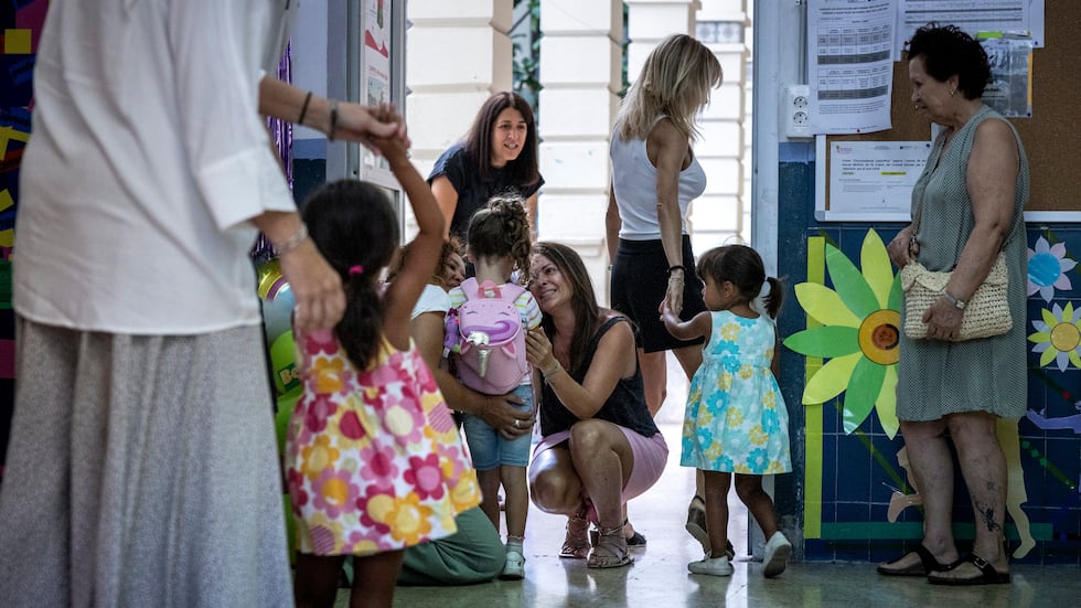 La mitad de los profesores sufre un desgaste emocional significativo ...