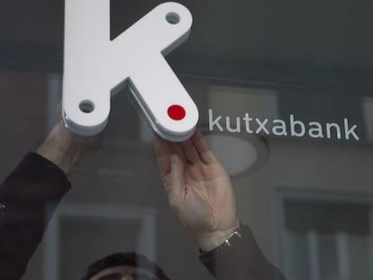 Imagen de una sucursal de Kutxabank.