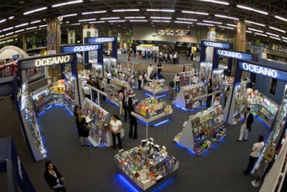 Aspecto que ofrecía ayer uno de los pabellones de la Feria Internacional del Libro de Guadalajara.