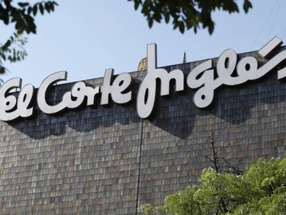 El Corte Inglés habilita un canal para priorizar las compras del personal sanitario