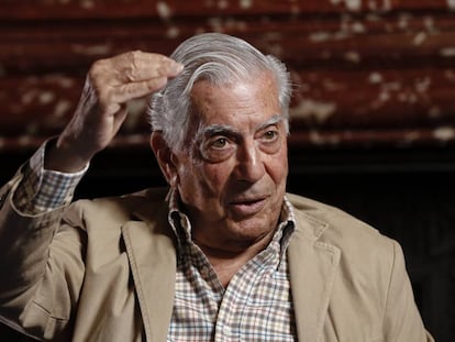 Mario Vargas Llosa presenting his book 'Conversations at Princeton' in Madrid.