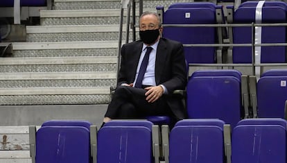 Florentino Pérez, en el Palacio en un partido de Euroliga entre el Madrid y el Khimki.