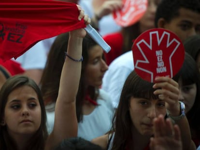 Una protesta en Pamplona contra las agresiones sexuales en San Ferm&iacute;n.