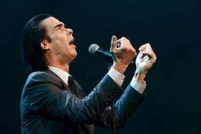 El músico australiano Nick Cave durante su concierto en el Palau Sant Jordi de Barcelona.