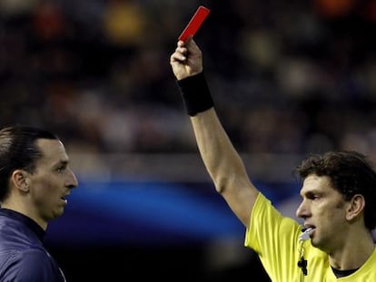 Ibrahimovic, expulsado en el último suspiro.