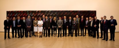 Foto oficial de la reunión del Patronato del Museo Guggenheim Bilbao del pasado miércoles, con el <b><i>lehendakari,</b></i> Patxi López, en el centro.