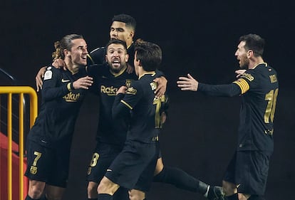 Jordi Alba celebra su segundo gol.