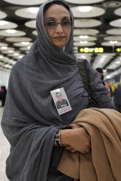 Aminetu Haidar, en una imagen del pasado noviembre en el aeropuerto de Madrid.
