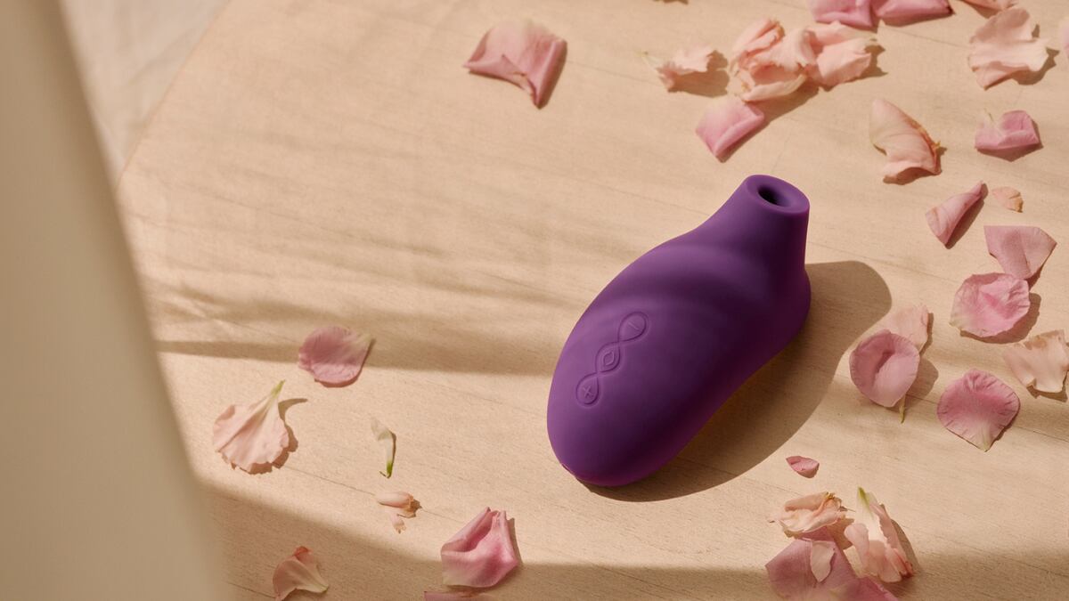 Celebra el Mes de la Masturbación con estos juguetes sexuales de Lelo en oferta