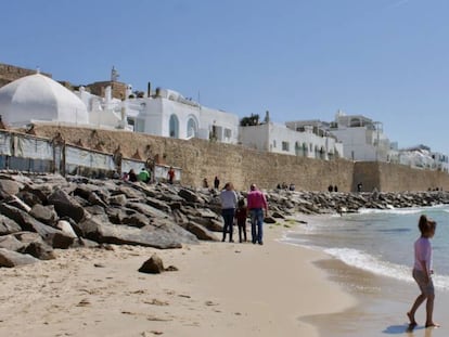 Playa y medina de Hammamet.