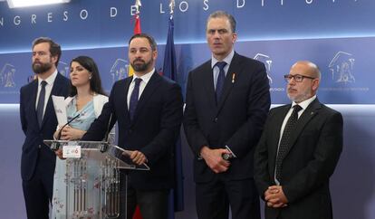 Rueda de prensa del presidente de Vox, Santiago Abascal, junto a otros dirigentes del partido, el pasado 27 de junio.