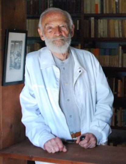 Carlos Pinto Grote, en su casa de San Cristóbal de la Laguna, en 2007.