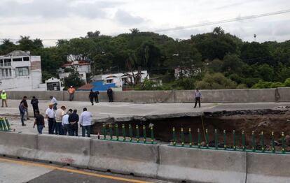 Los vecinos de la zona habían advertido a las autoridades que la obra podía colapsar.