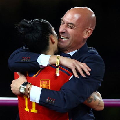 FILE PHOTO: Soccer Football - FIFA Women's World Cup Australia and New Zealand 2023 - Final - Spain v England - Stadium Australia, Sydney, Australia - August 20, 2023 Spain's Jennifer Hermoso celebrates with President of the Royal Spanish Football Federation Luis Rubiales after the match REUTERS/Hannah Mckay/File Photo