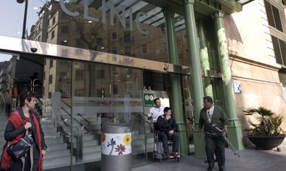 Entrada principal del hospital Clínic de Barcelona.