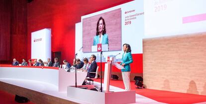 La presidenta de Banco Santander,  Ana Botín.