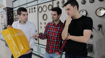 El equipo de Transporter, Jon Hurtado a la izquierda, Urtzi Pérez y Endika Nebreda.
