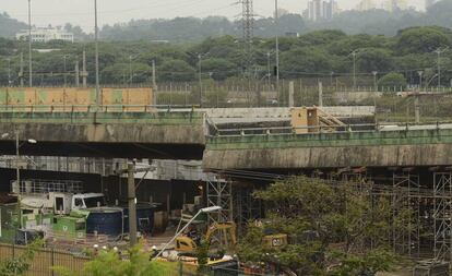 Viaduto que cedeu na pista expressa da Marginal Pinheiros no dia 15 de novembro, na altura do Parque Villa Lobos, zona oeste de São Paulo.