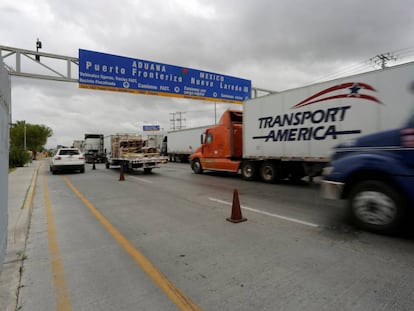 The US-Mexican border at Nuevo Laredo.