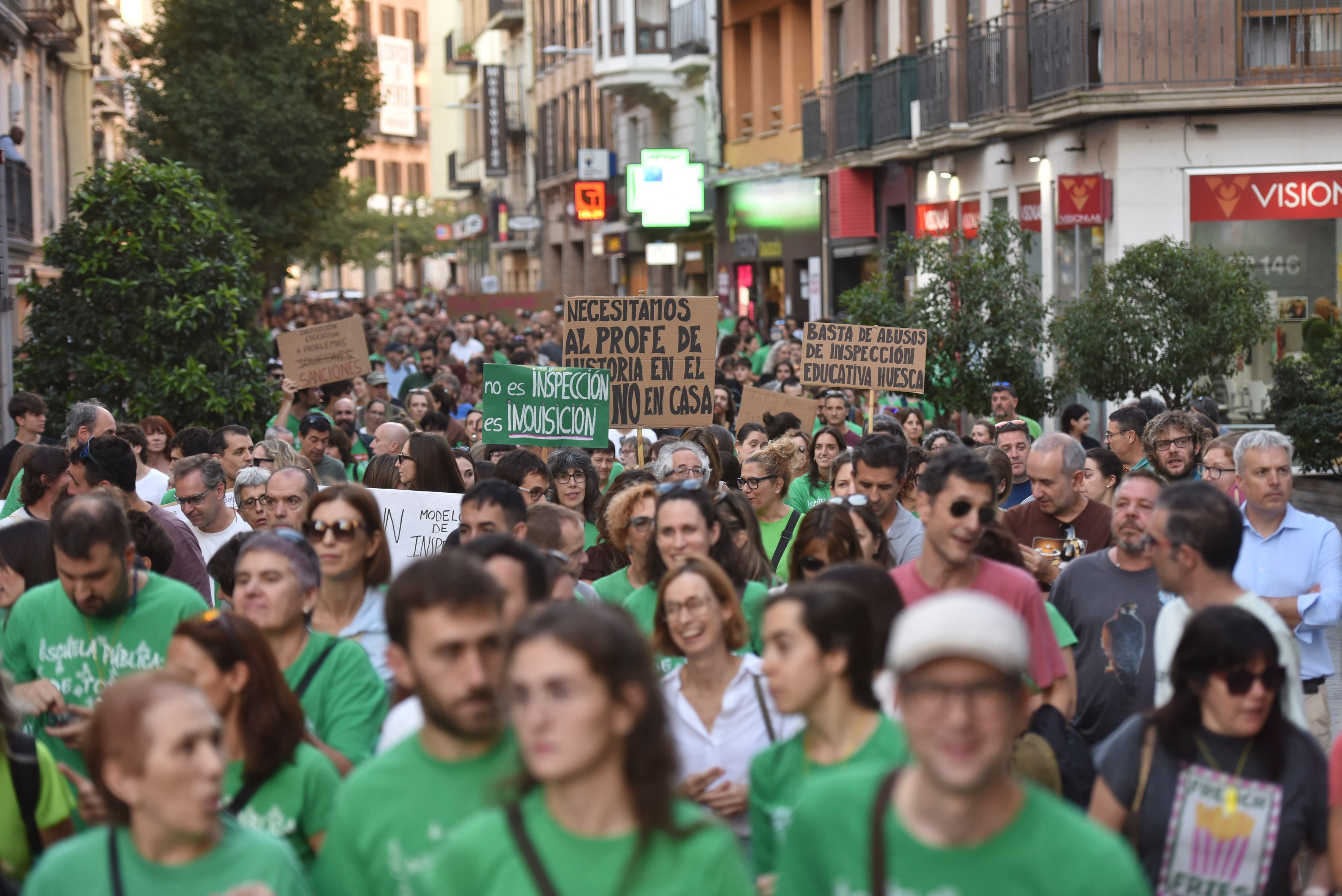 Huelga inédita en Huesca: profesores y alumnos se rebelan contra el inspector jefe de Educación