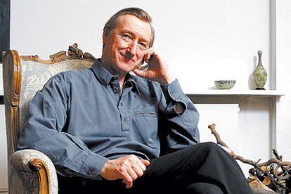 Julian Barnes (Leicester, 1946) es autor de novelas como 'El loro de Flaubert', 'Hablando del asunto' e 'Inglaterra, Inglaterra'.