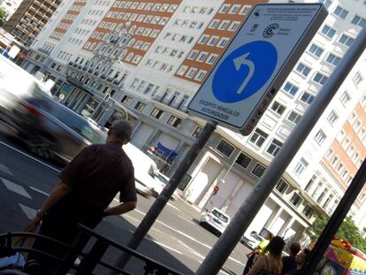 Acceso a Madrid Central en la plaza de España de Madrid.