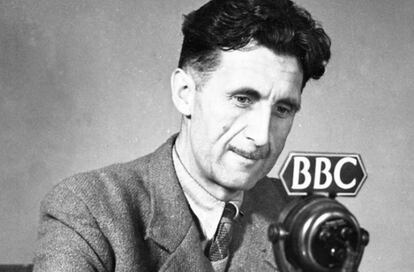 El periodista, ensayista y literato George Orwell (1903-1950).