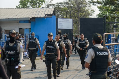 Agentes de la policía en Guayaquil, Ecuador