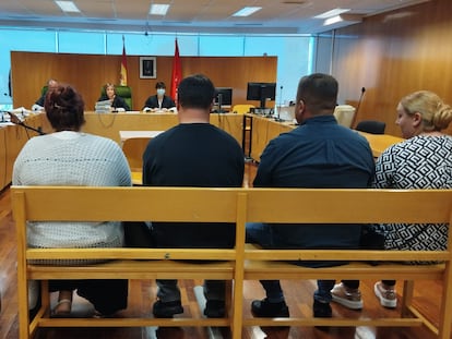 Los padres acusados del matrimonio forzado, en la Audiencia Provincial de Madrid.