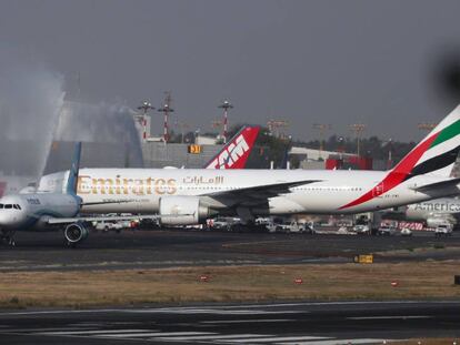 El Boeing 777 de Emirates, en Ciudad de México.