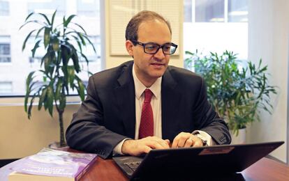 Óscar Calvo, Líder de Sector del Departamento de Gestión Económica y Reducción de la Pobreza del Banco Mundial para América Latina y el Caribe.