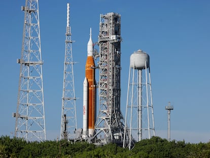 La nueva generación de cohetes de la NASA, el SLS, en Cabo Cañaveral, Florida, el 27 de agosto.