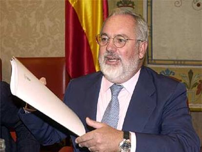 Miguel Arias Cañete.