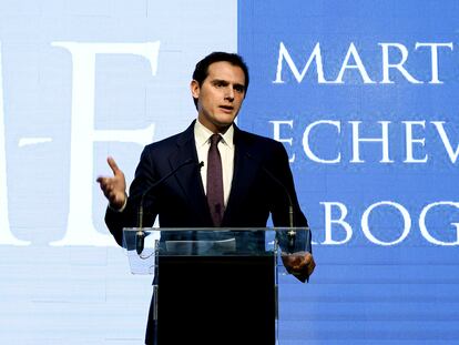 Albert Rivera en el momento de anunciar su incorporación al despacho de abogados Martínez-Echevarría.