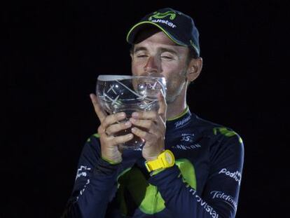Alejandor Valverde celebra su segundo puesto en la Vuelta 2014.