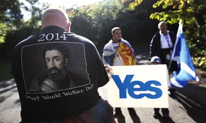 Partidarios de la independencia de Escocia participan en una marcha, el pasado 22 de septiembre en Edimburgo.