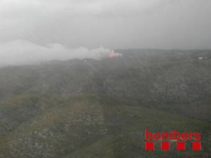 L&#039;incendi prop del Garraf, en una imatge de Twitter.