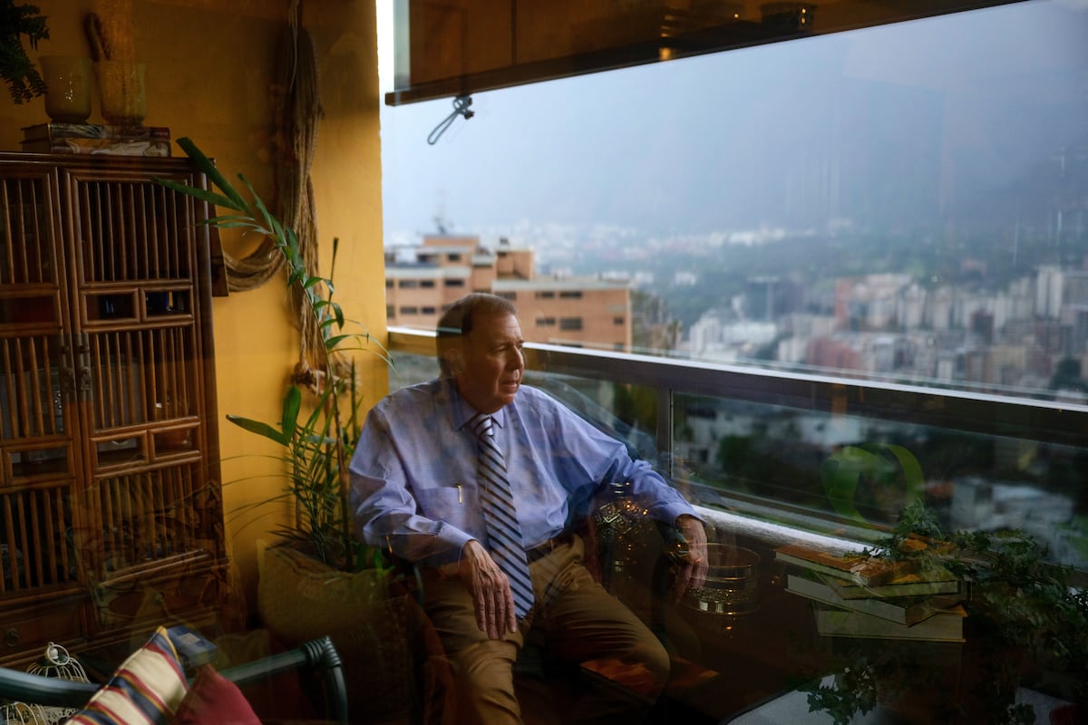 El tercero se venga: la oposición se encuentra con un candidato que no ha dispersado al medio del chavismo