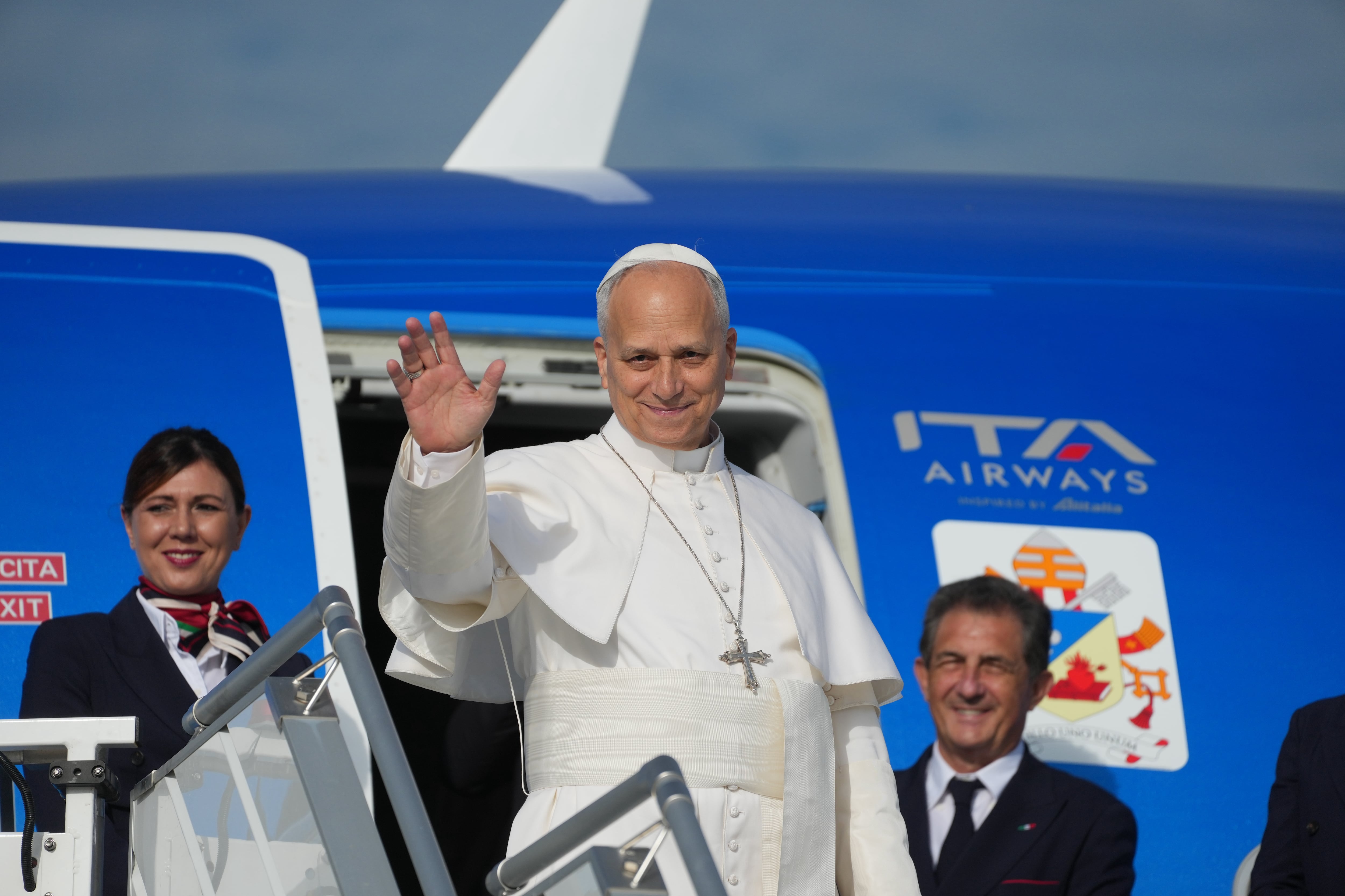 Visita del papa León XIV, en directo | Sale el avión del Papa rumbo a Madrid