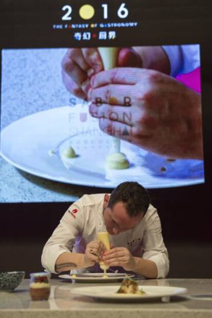 Clase magistral de Iv&aacute;n Mu&ntilde;oz, una estrella Michelin en el restaurante Chir&oacute;n.