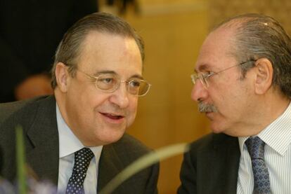 Los presidentes de ACS y Sacyr, Florentino Pérez y Luis del Rivero.