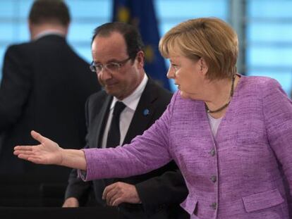 La canciller Merkel y Fran&ccedil;ois Hollande, en julio en Berl&iacute;n.