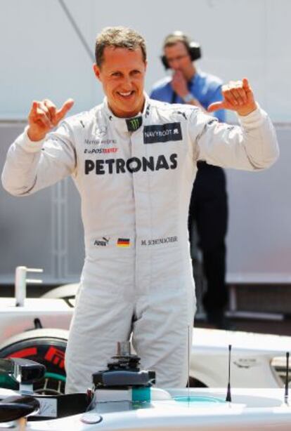 Michael Schumacher celebra su mejor tiempo