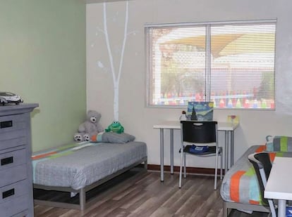 Una habitación de Southwest Key Programs en Brownsville, Texas.