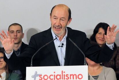 Rubalcaba, en un momento de su intervención en el acto de Santiago de Compostela.