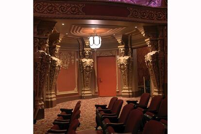 Interior del Kings Theatre, en Brooklyn.